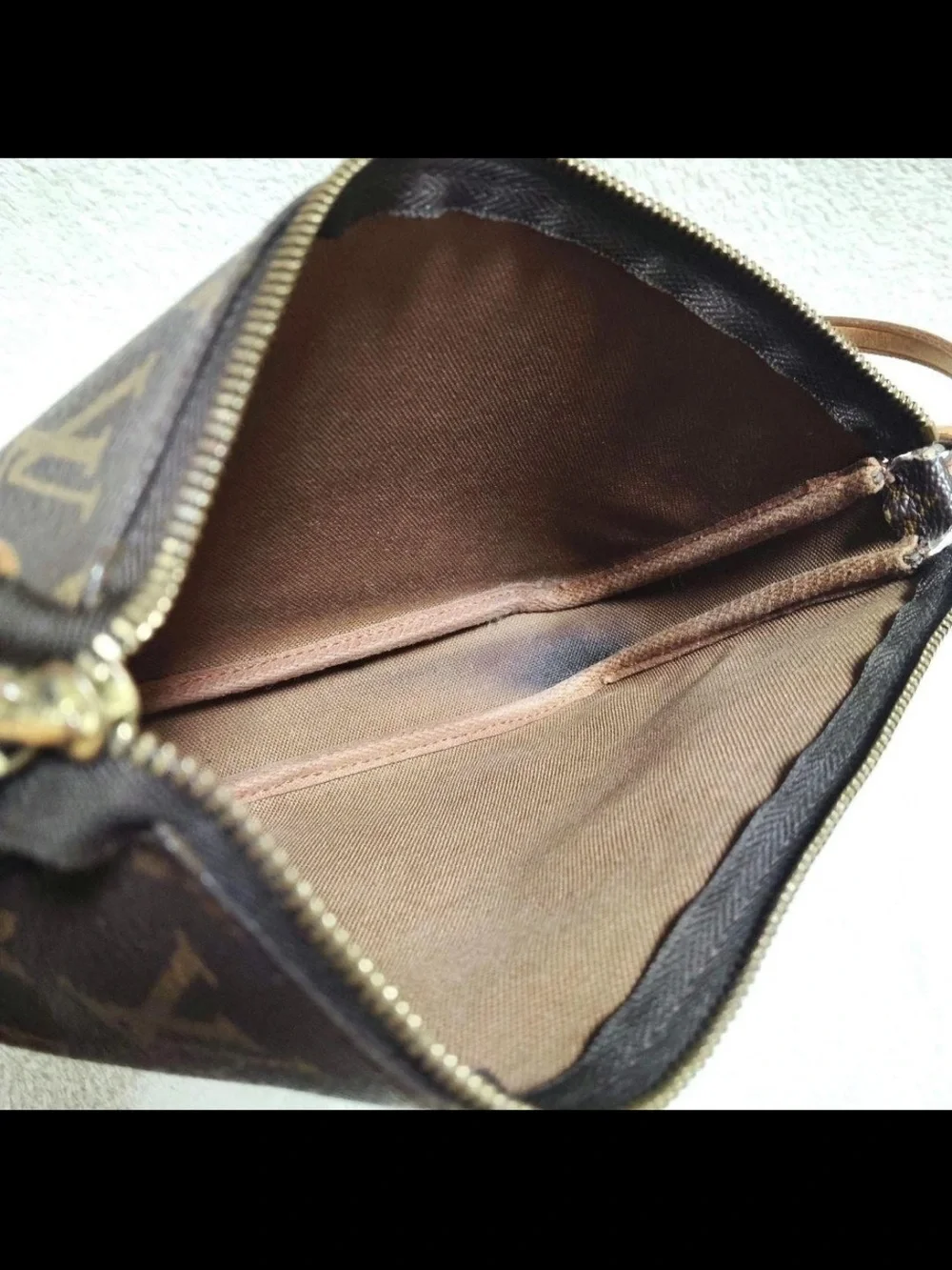 Louis Vuitton Monogram Canvas Shoulder Pochette in Brown and Tan